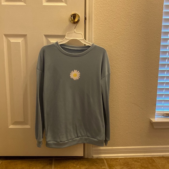 Blue long sleeve shirt - Picture 1 of 1